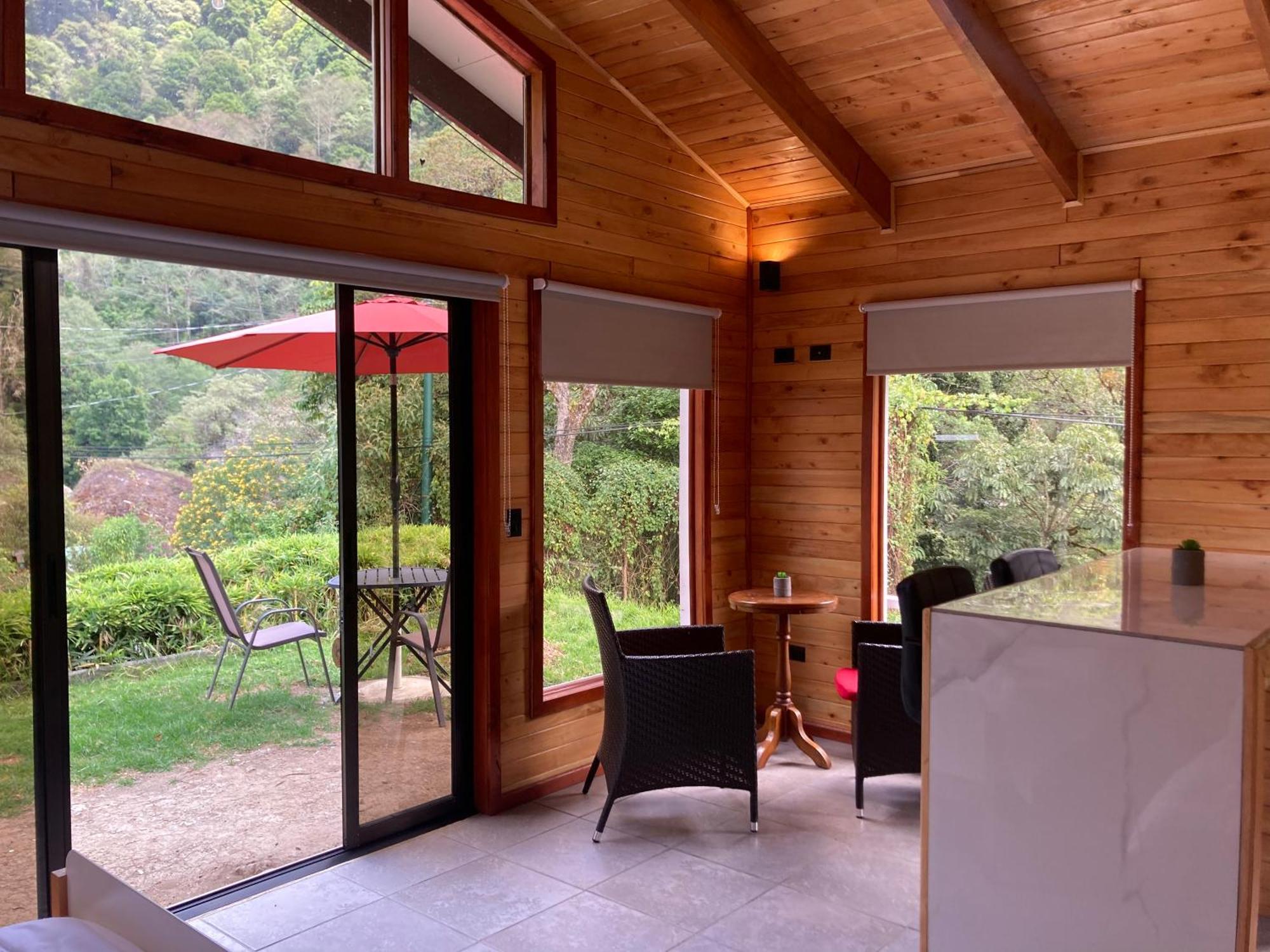 Los Lagos Lodge San Gerardo de Dota Exteriör bild