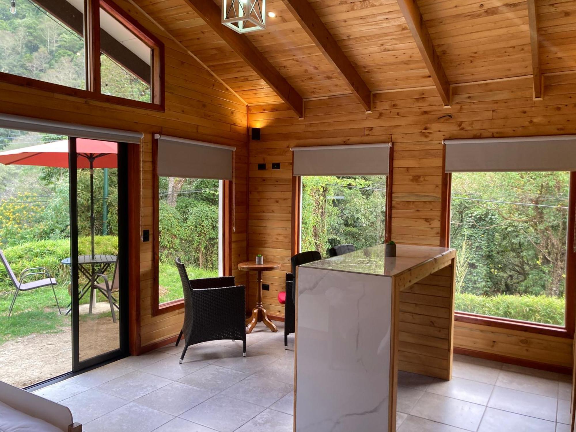Los Lagos Lodge San Gerardo de Dota Exteriör bild