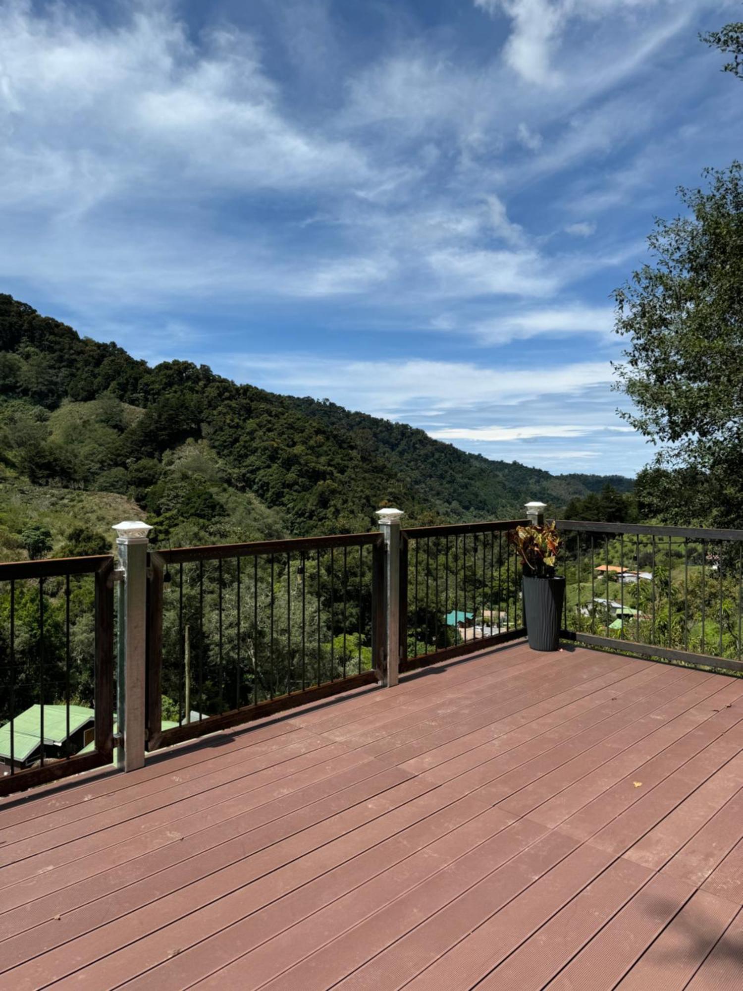 Los Lagos Lodge San Gerardo de Dota Exteriör bild